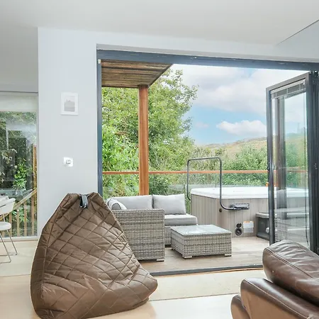9 Cedars Holiday home